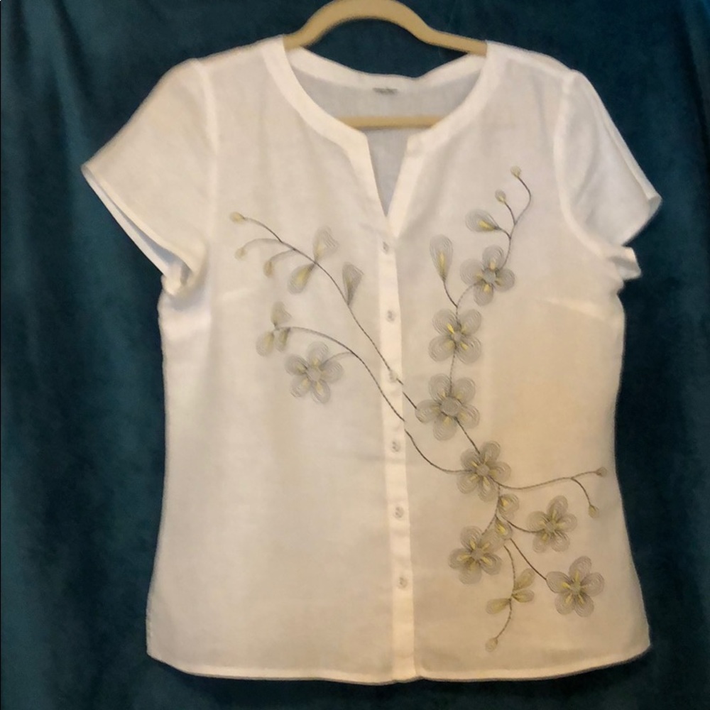 Lightweight summer linen blouse